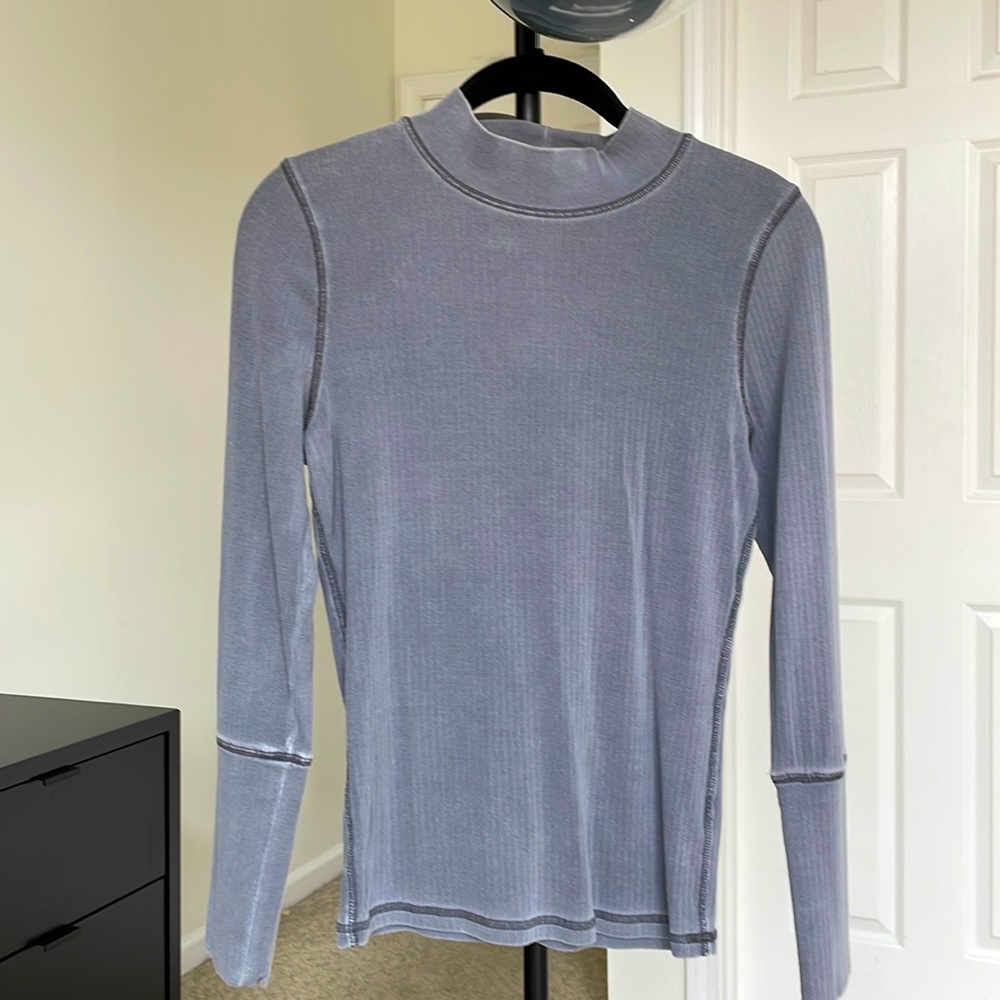 Free people purple/grey wash mock neck with striped detail, US MEDIUM